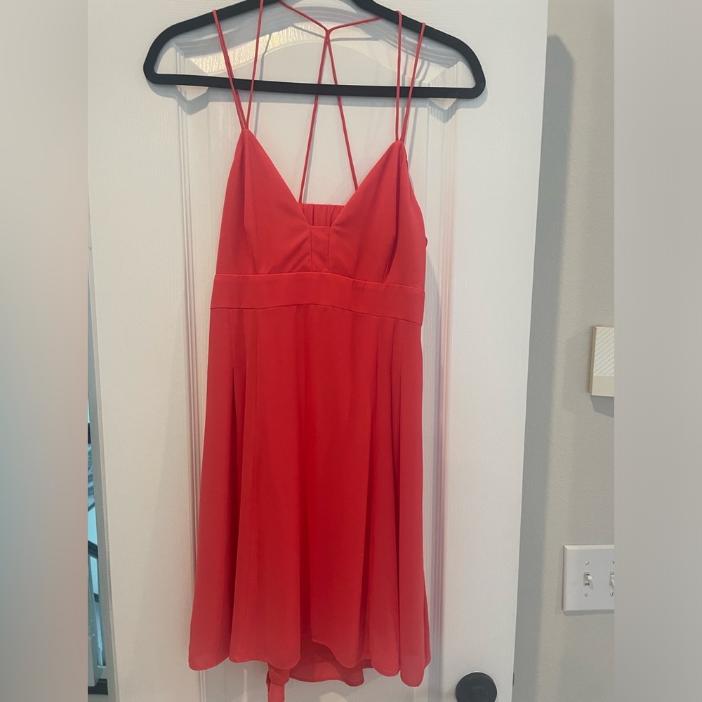 Women’s straps Express coral dress size 8